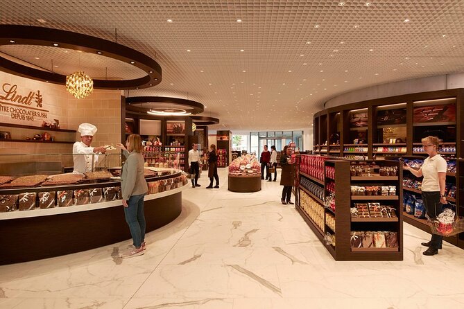 Tour in Lindt Home of Chocolate Museum From Zurich With pickup - Price and Logistics: When the One-Way Transport Makes Sense