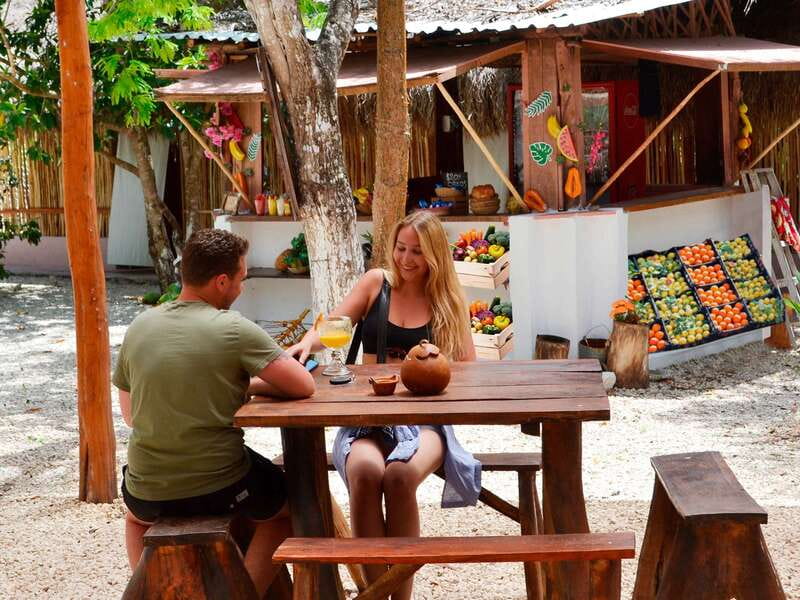 Tulum: Chocolate & Honey Sanctuary Experience with Lunch - Shaman blessing and Mayan cocoa context before you touch cacao