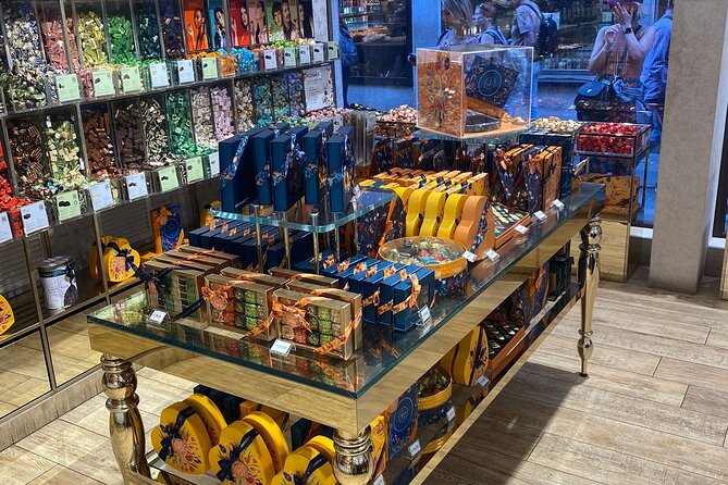 Venchi Rialto: Chocolate Tasting Experience in Venice - The Rialto timing puzzle: Venice day planning meets a tight 1-hour slot