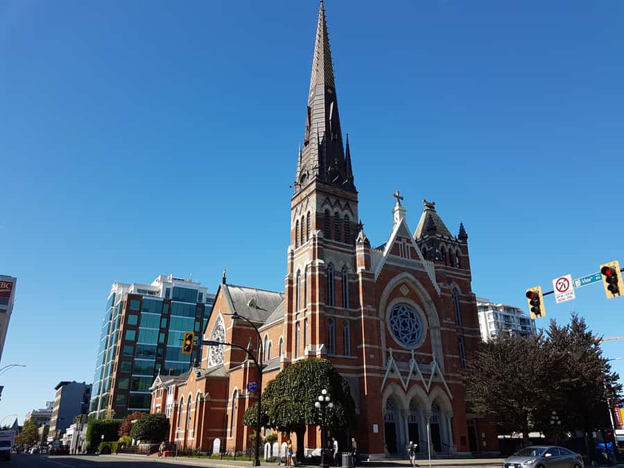 Victoria: The Ultimate Chocolate Tour - Chocolats Favoris: Quebec-style chocolate ice cream dipped in sauce