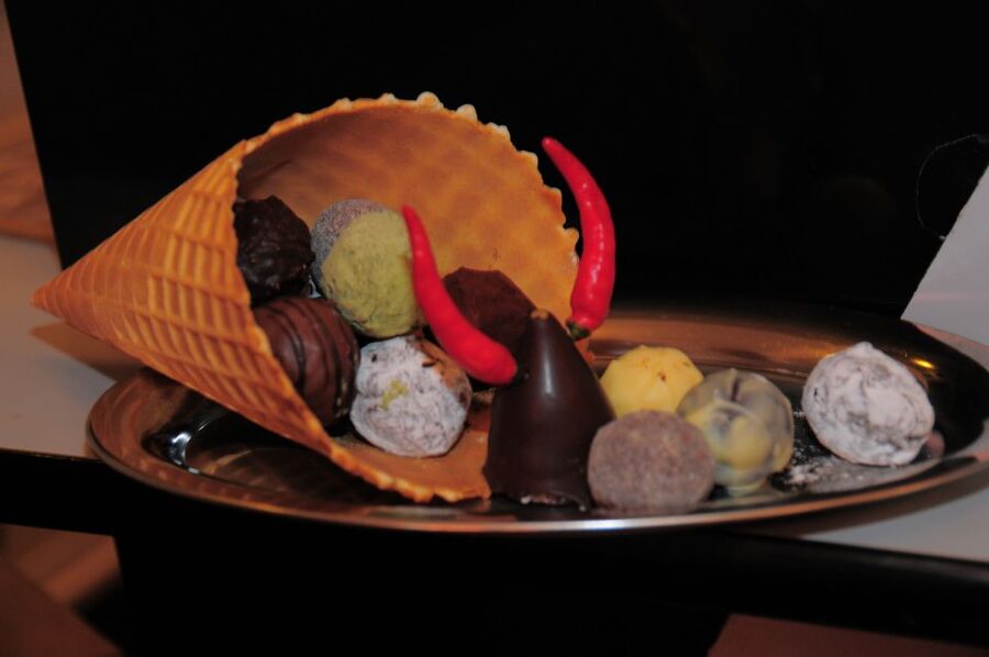 Vienna: 2.5-Hour Viennese Coffee, Cake, and Chocolate Tour - Vienna coffee culture isn’t just about caffeine
