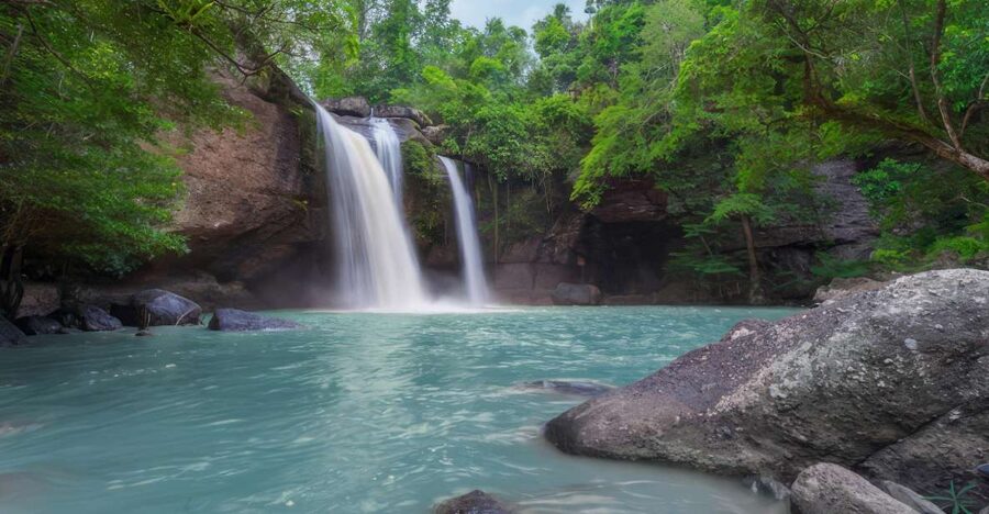 Waterfall, Chocolate Tour, Rainforest, Royal Historical - Old Hawaii gardens: seeing royal heritage with real context