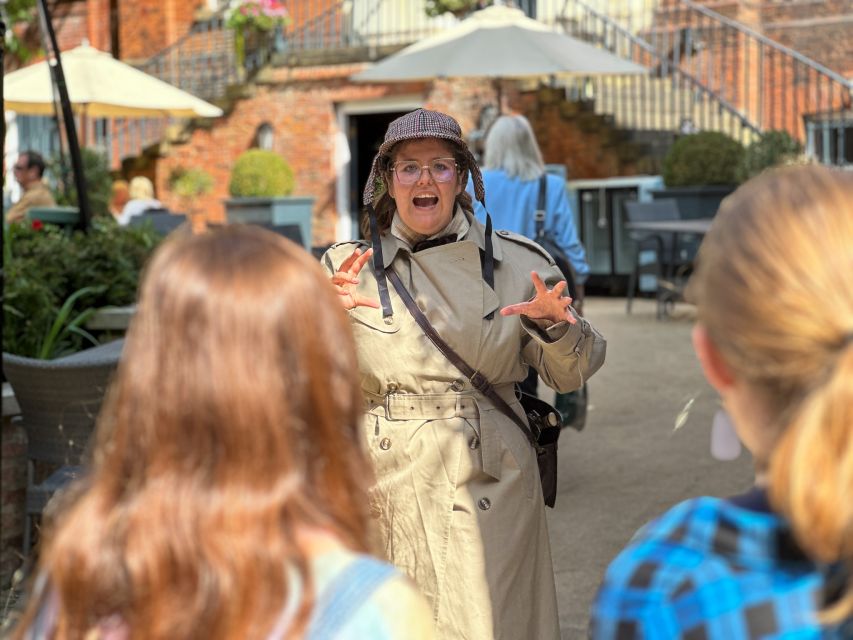 York: Historical Gems Tour & A Taste of York Chocolate - Barley Hall and Swinegate: snickleways and the value of looking down