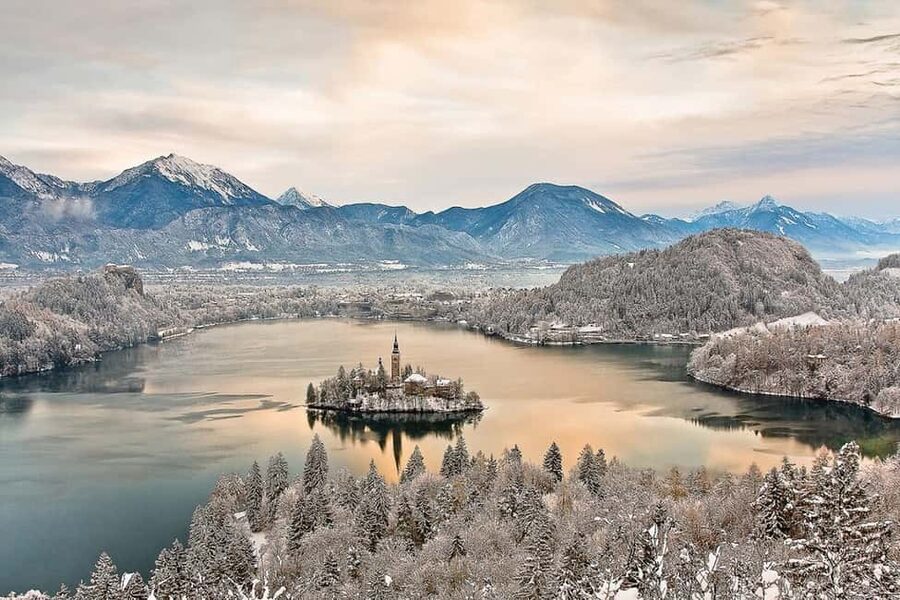 Zagreb: Lake Bled and Ljubljana Day Tour with Chocolate Gift - Key highlights you’ll care about
