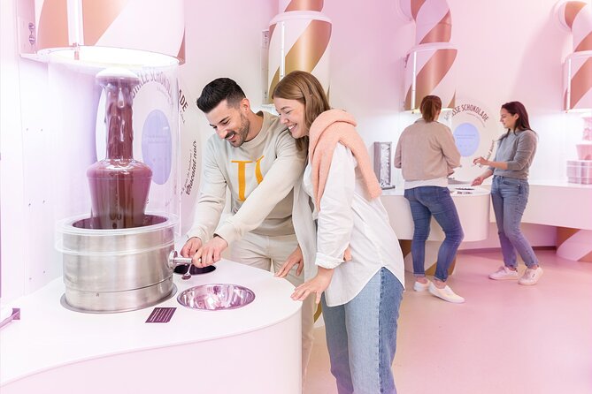 Zurich Open Top Bus, Chocolate and Cheese Factory Tour Appenzell - Appenzeller Schaukäserei: the cheese dairy experience you can taste